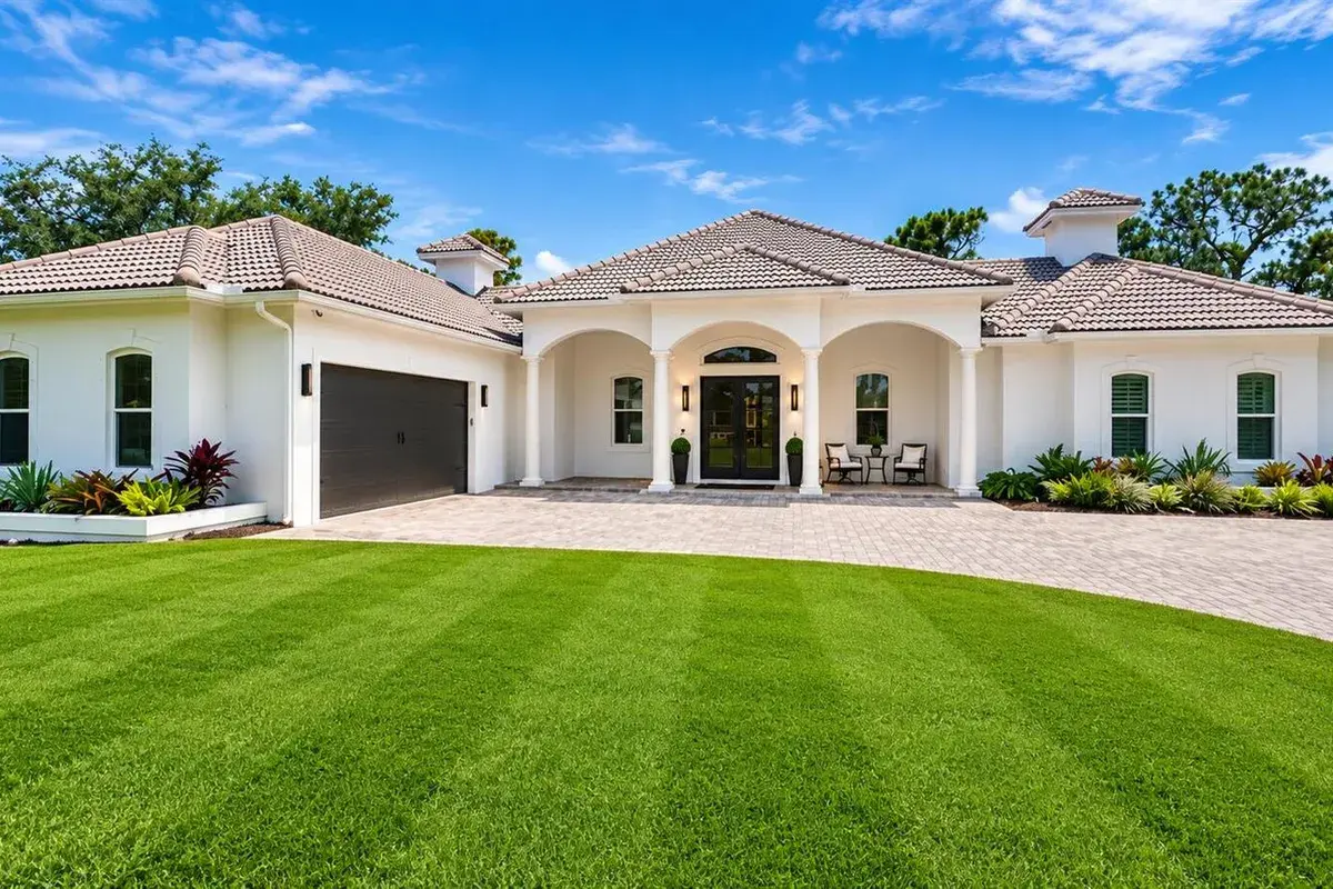 10520 SW FIDDLERS Way, Palm City FL 34990