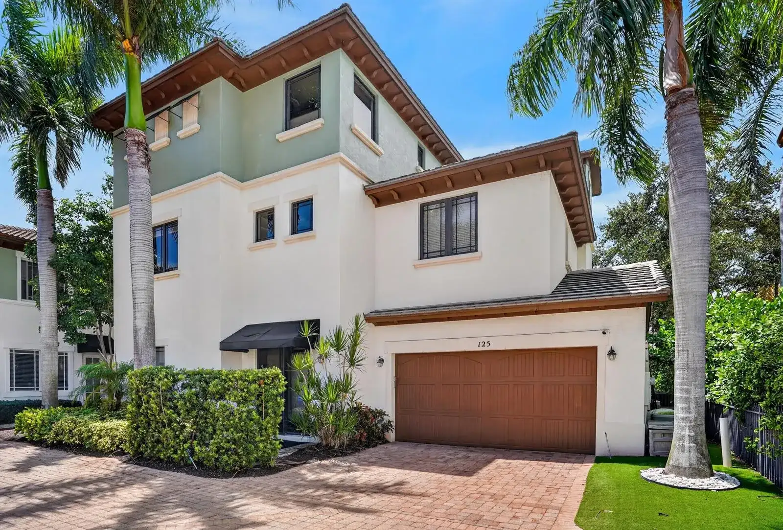 125 NW GARDENER Street, Boca Raton FL 33432 photo 3