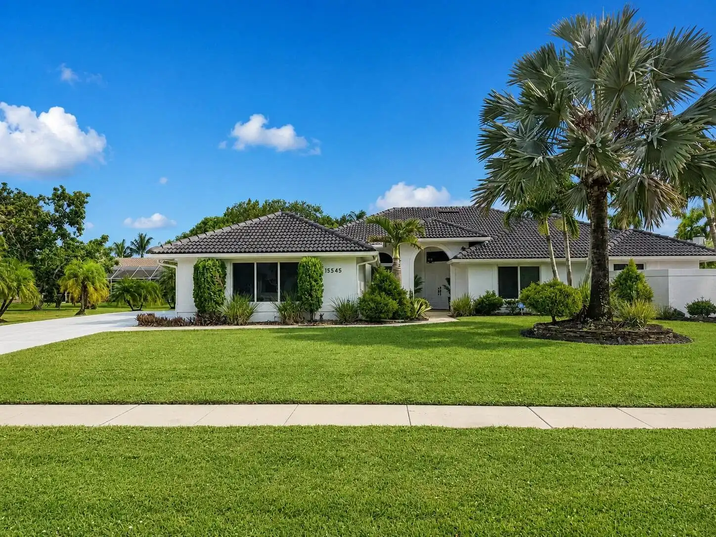 15545 Meadow Wood Drive, Wellington FL 33414