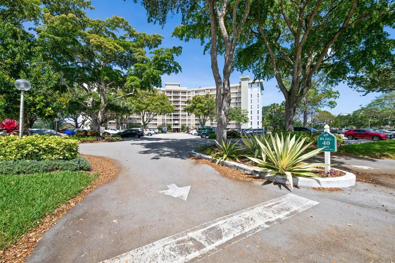 3051 N COURSE Drive # 211, Pompano Beach FL 33069 photo 2