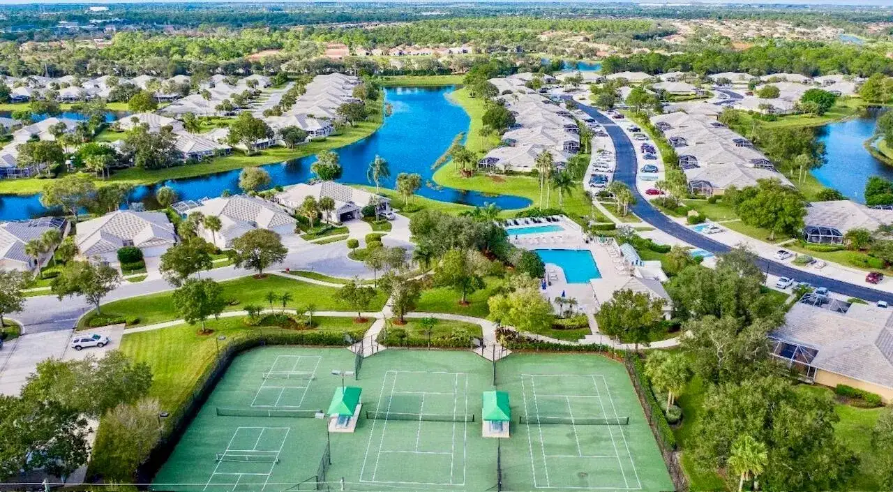 1242 NW SUN TERRACE Circle # 12A, Port St. Lucie FL 34986 photo 3