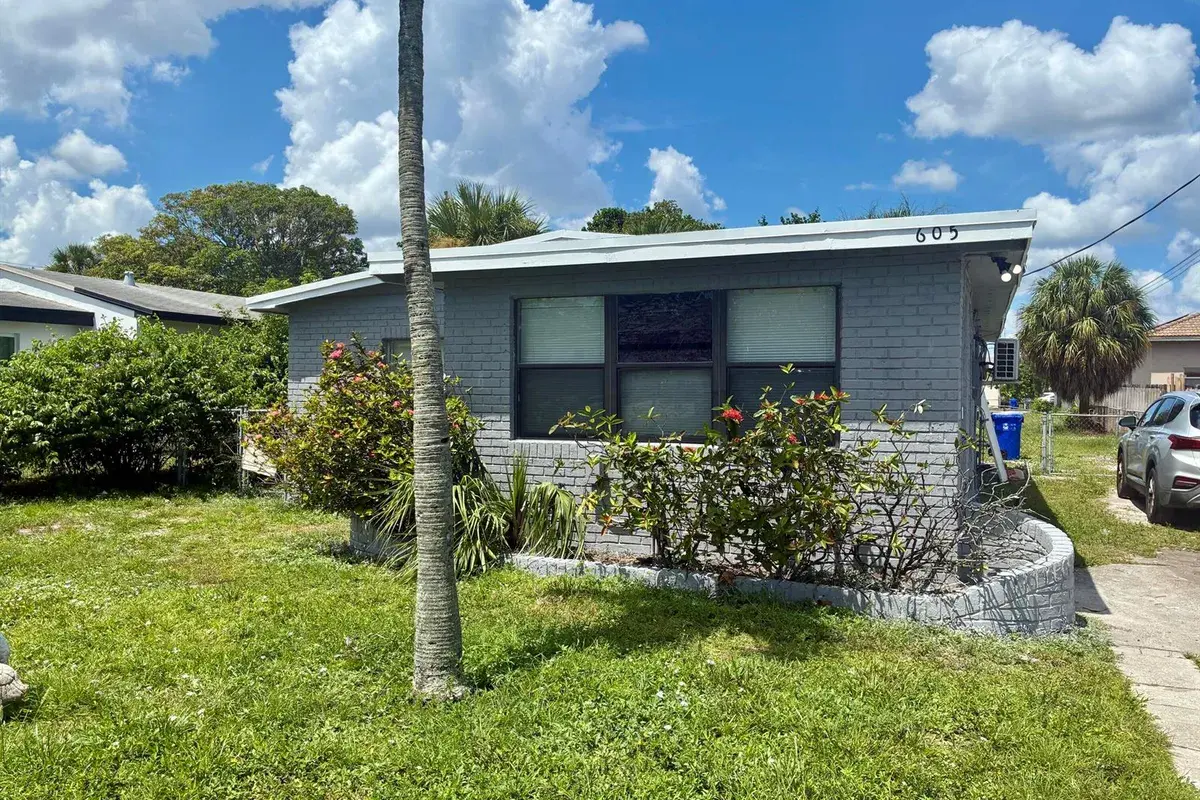 605 NW 9TH Avenue, Pompano Beach FL 33060