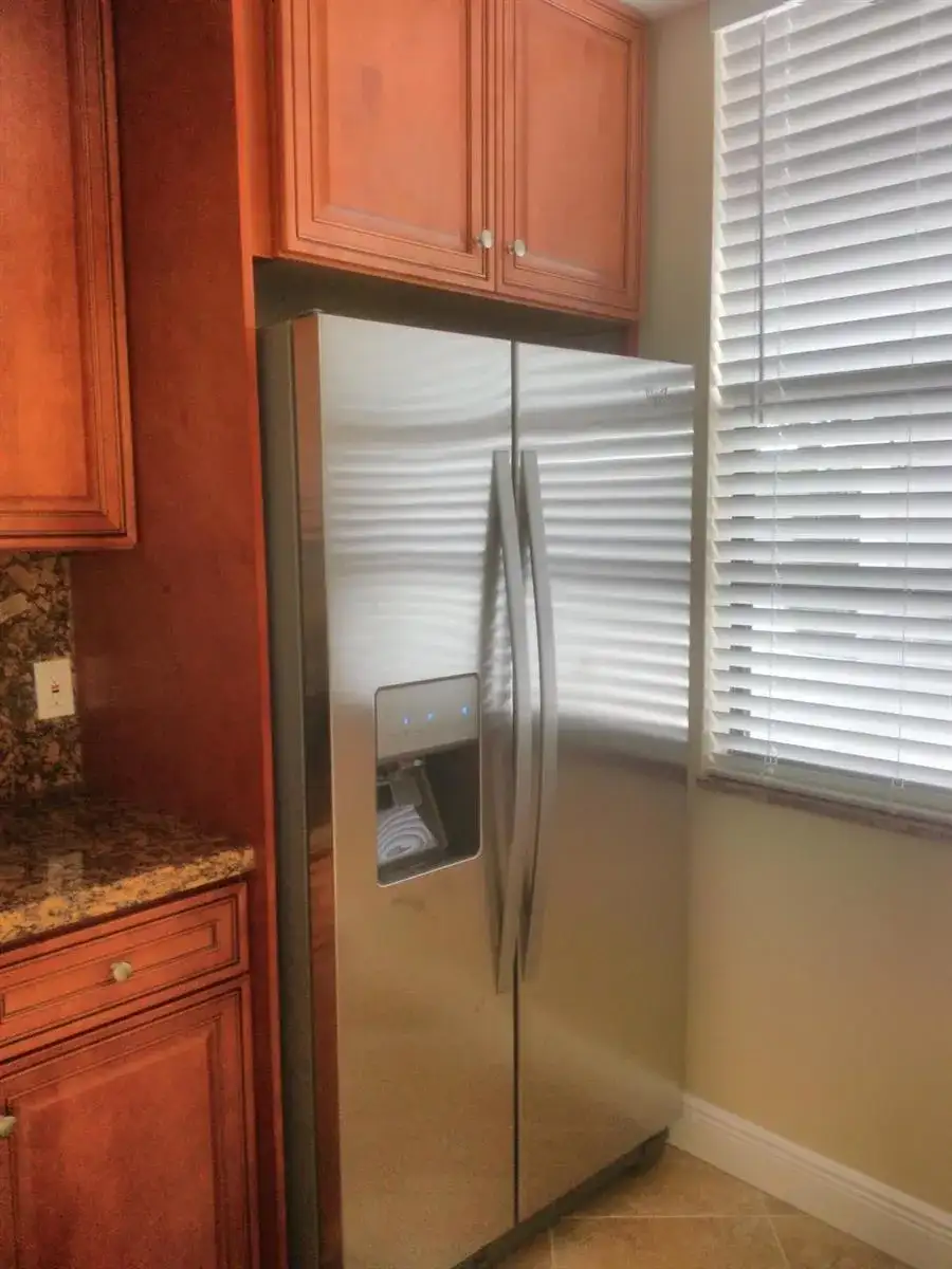 3710 Whitehall Drive # 103, West Palm Beach FL 33401 photo 3