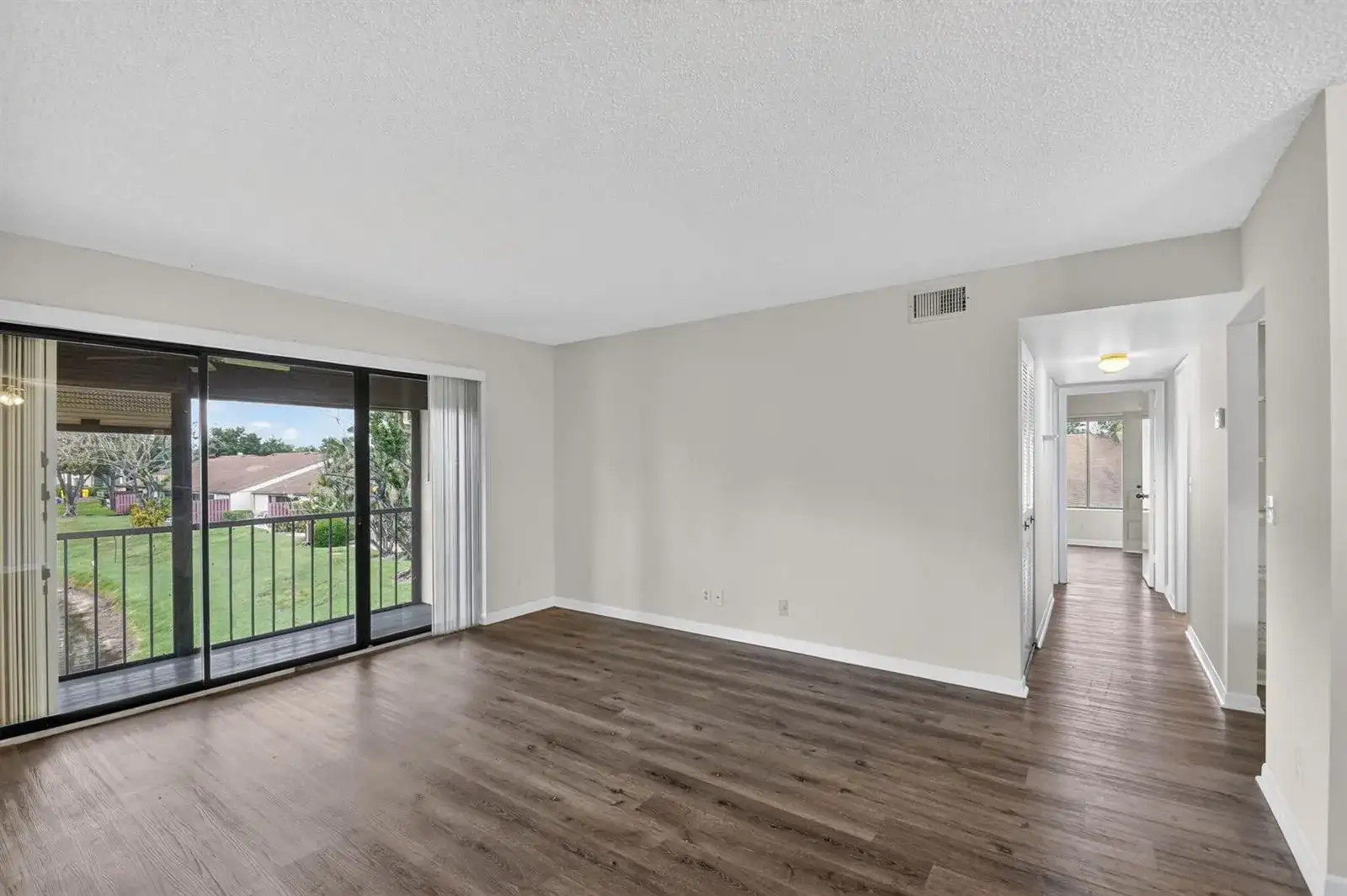 623 Sea Pine Way # E2, FL 33415 photo 2