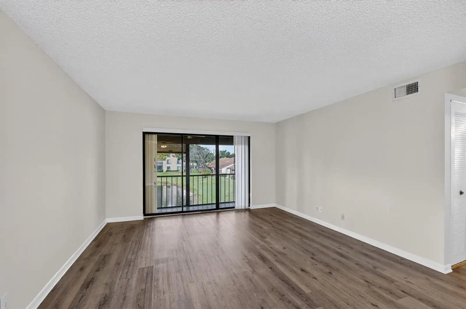 623 Sea Pine Way # E2, FL 33415 photo 3
