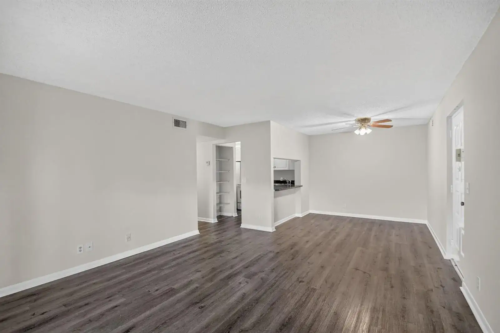 623 Sea Pine Way # E2, FL 33415 photo 4
