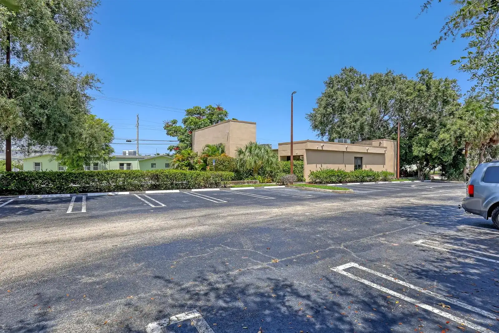 801 SPENCER Drive, West Palm Beach FL 33409 photo 5