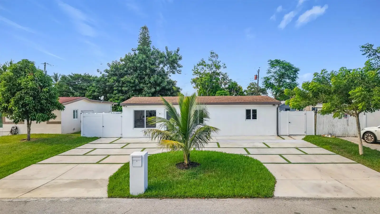 6135 NW 24TH Court, Margate FL 33063 photo 3