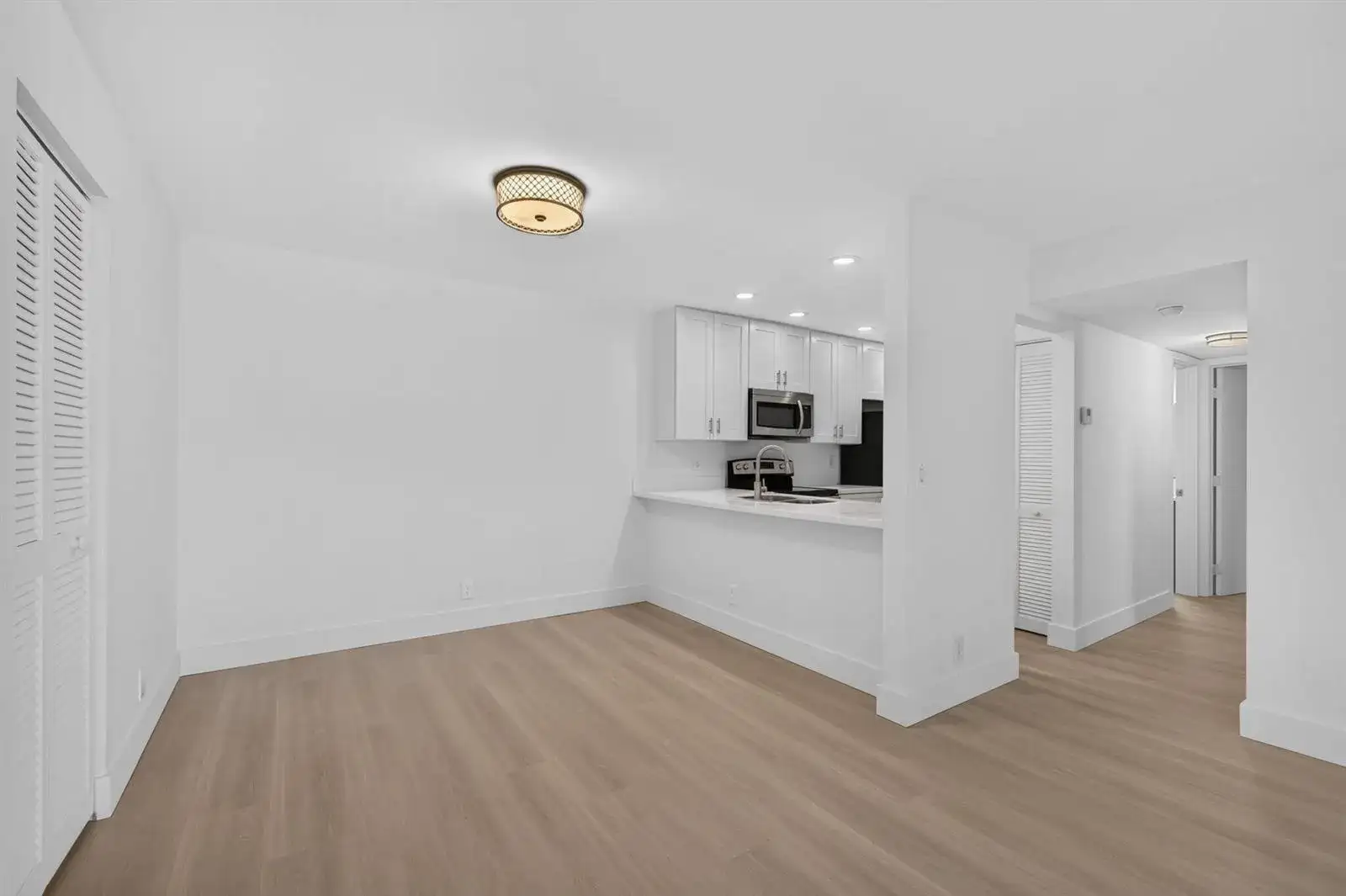 3404 Gardens E Drive # 21B, Palm Beach Gardens FL 33410 photo 4