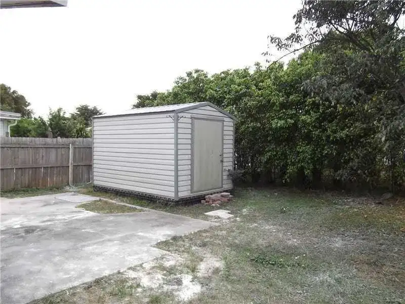 433 SW 61ST Terrace, Margate FL 33068 photo 2