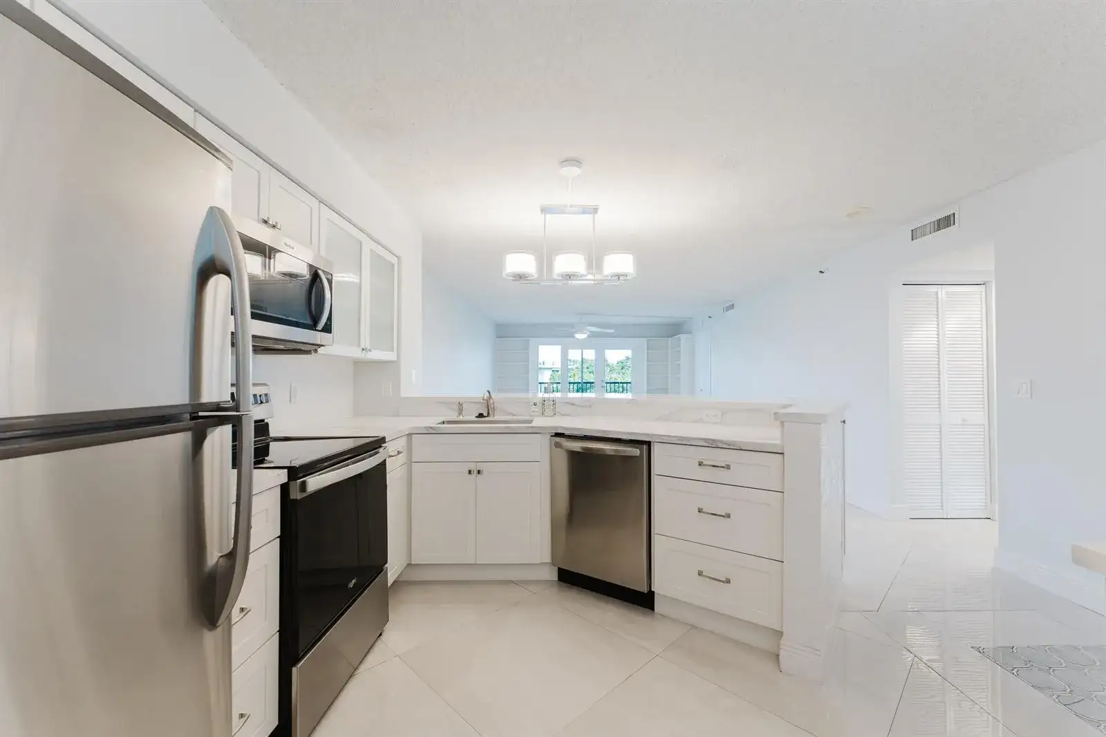 2217 Cypress Island Drive # 508, Pompano Beach FL 33069 photo 2