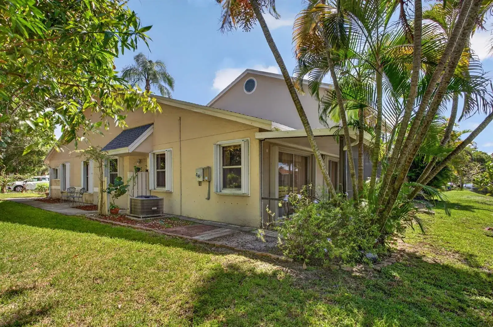 2007 DISCOVERY Circle E, Deerfield Beach FL 33442 photo 4