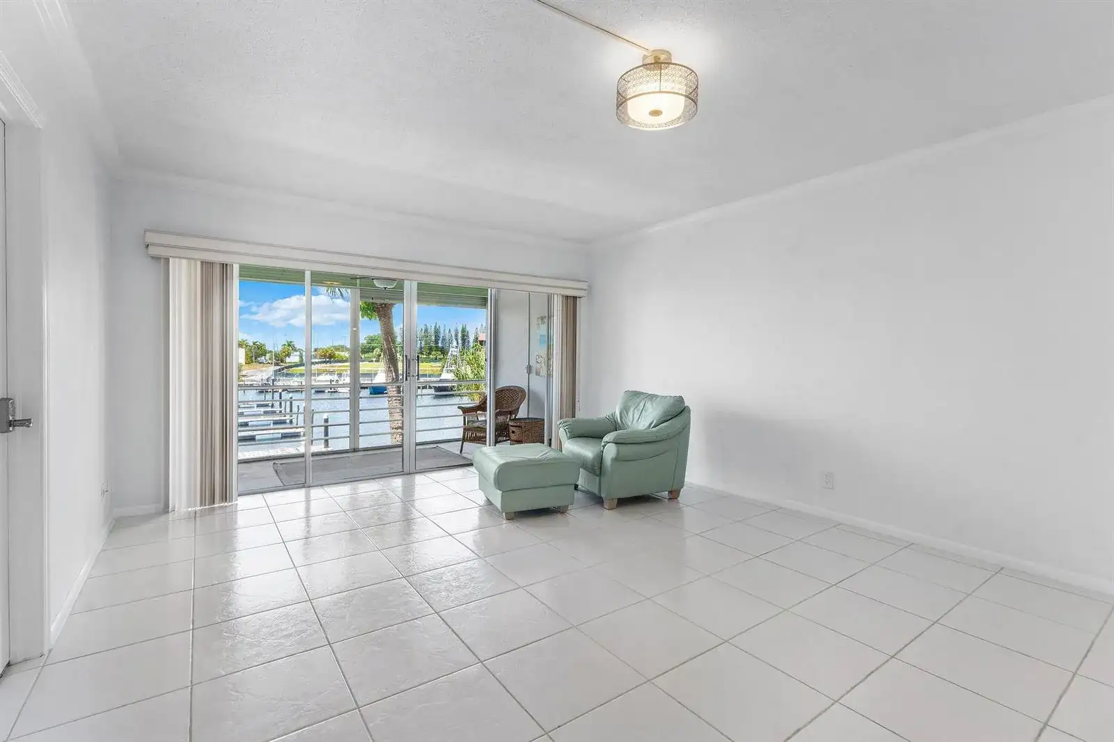 29 Yacht Club Drive # 304, North Palm Beach FL 33408 photo 5
