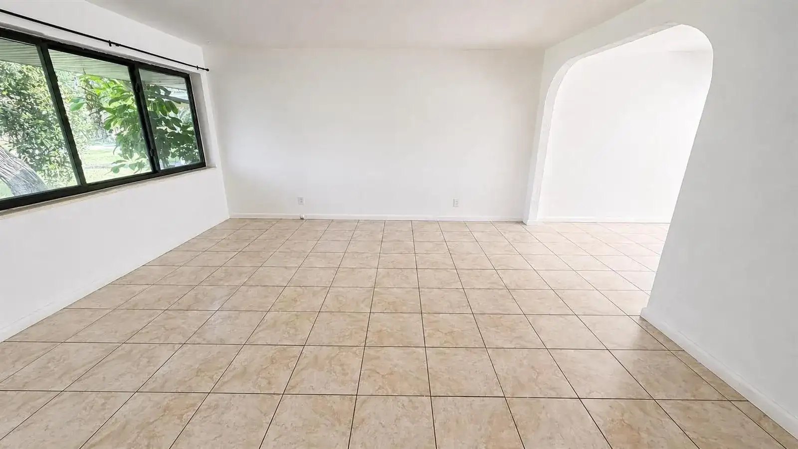 360 NW 65TH Avenue, Plantation FL 33317 photo 5