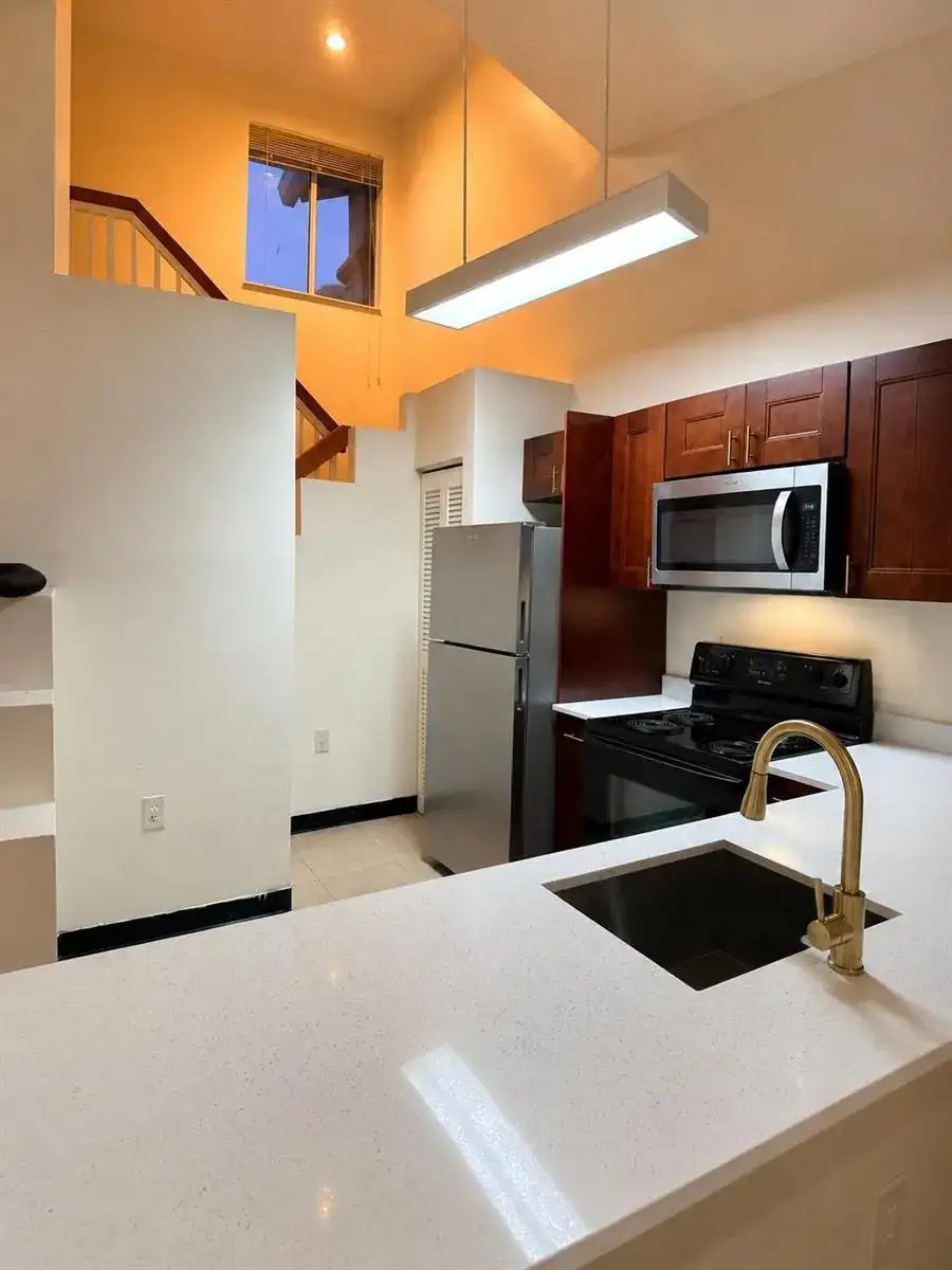 21202 GLENMOOR Drive # 21202, West Palm Beach FL 33409 photo 3