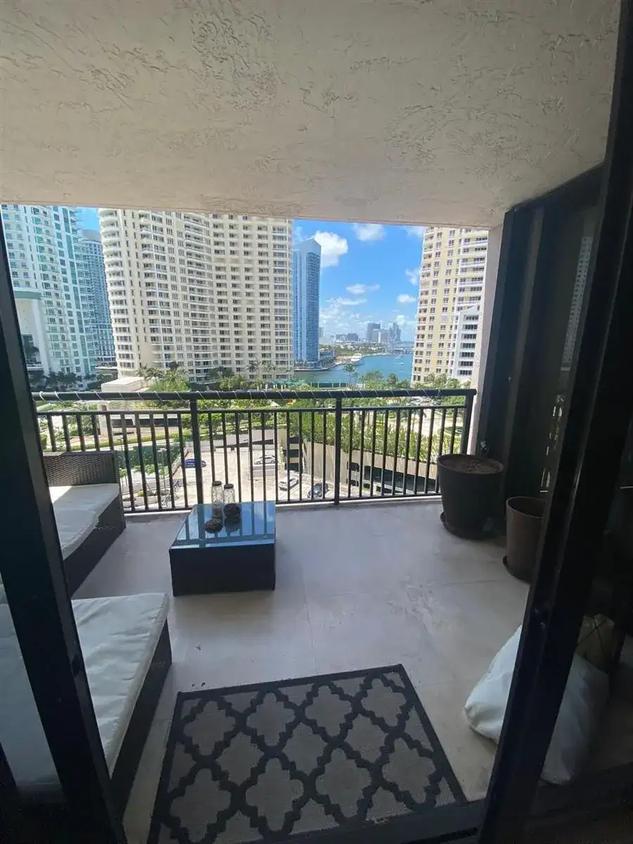 540 BRICKELL KEY Drive # 1214, Miami FL 33131 photo 5