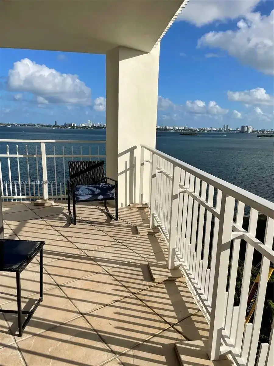 4000 TOWERSIDE Terrace # 1104, Miami FL 33138