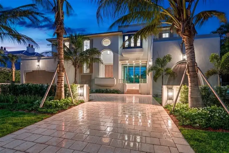 1117 BEACH Drive, Delray Beach FL 33483 photo 5