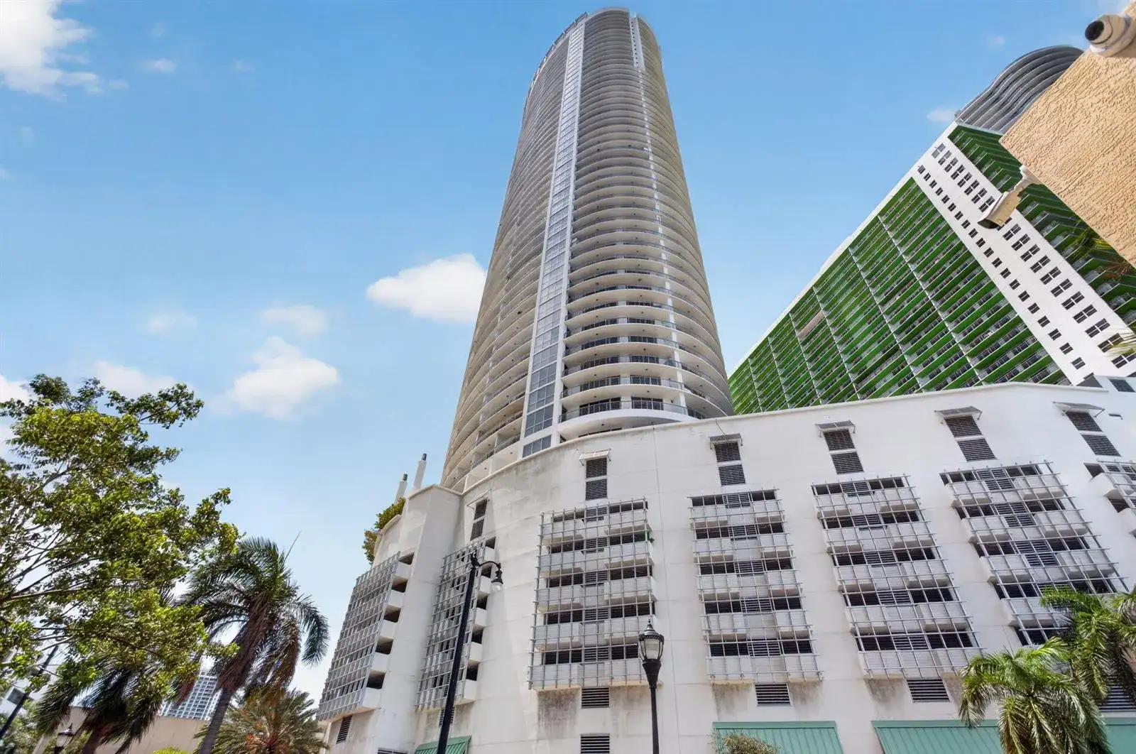 1750 N BAYSHORE Drive # 4109, Miami FL 33132 photo 2