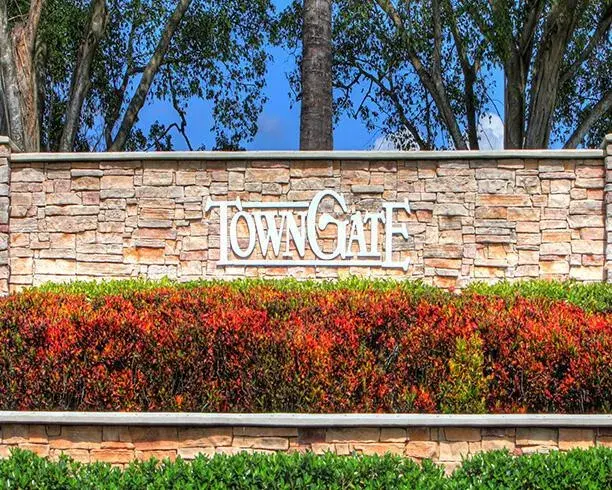 315 NW 158TH Lane, Pembroke Pines FL 33028