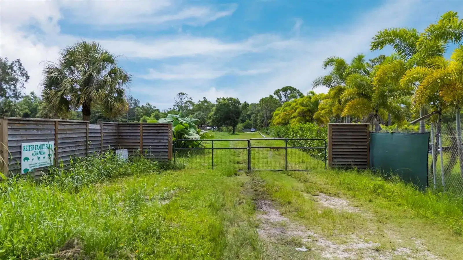 6424 Park Lane W, FL 33449 photo 2
