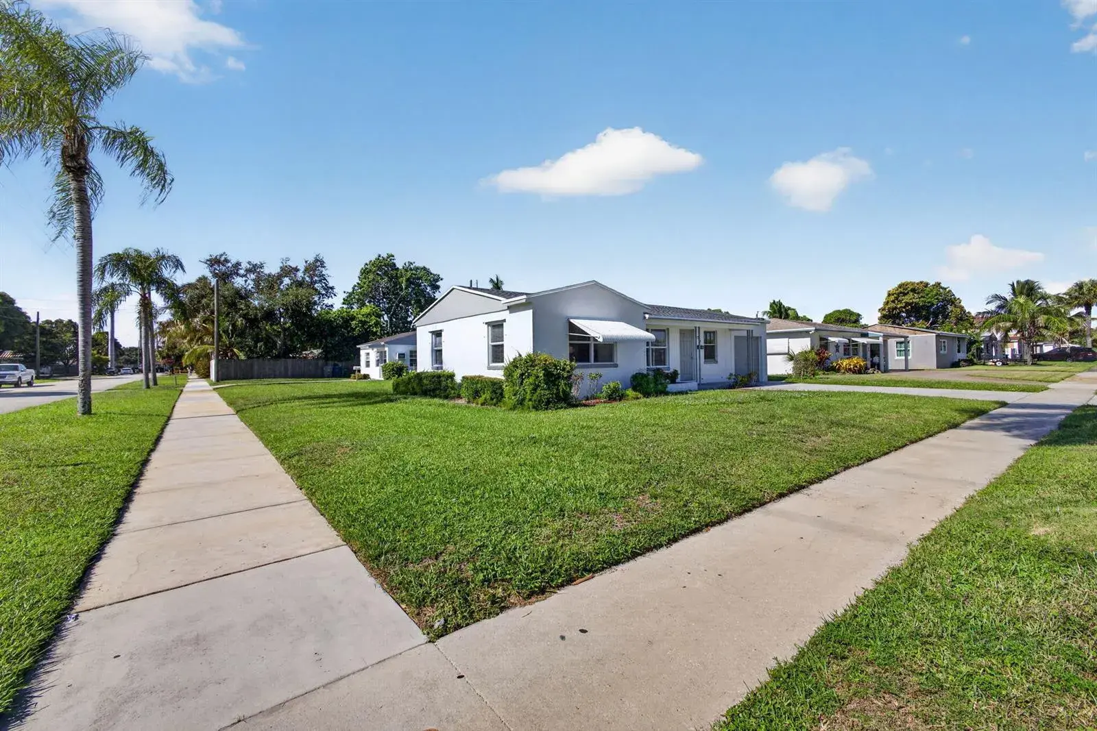 304 Cypress Drive, Lake Park FL 33403