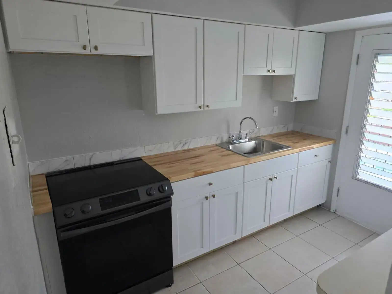 2285 NE 172ND Street # 15, North Miami Beach FL 33160 photo 3