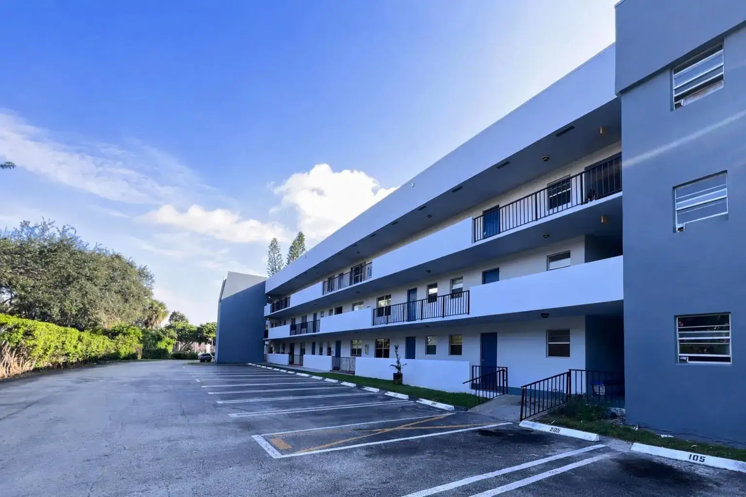 1630 EMBASSY Drive # 311, West Palm Beach FL 33401