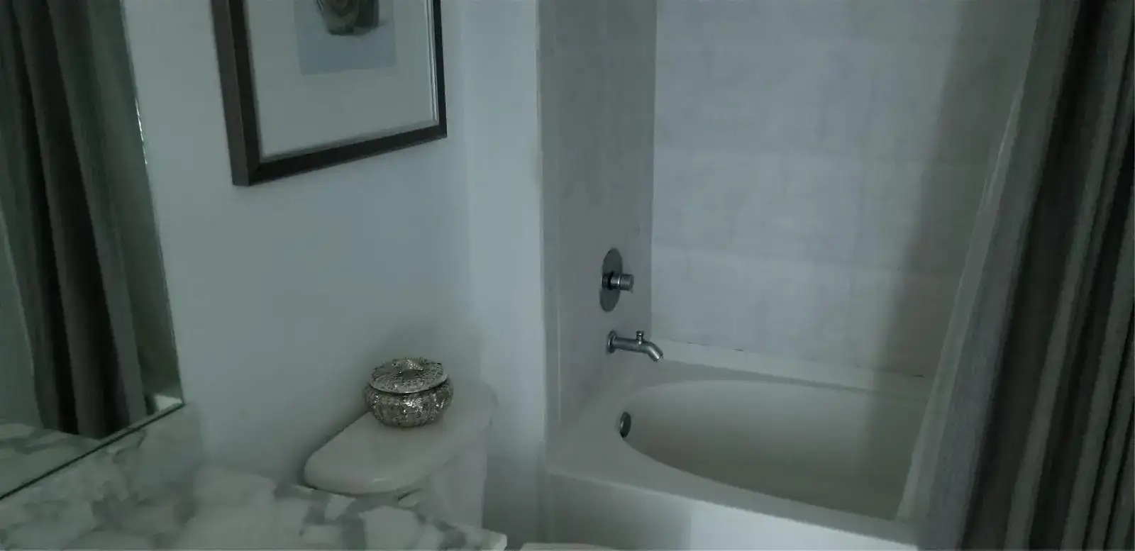 951 BRICKELL Avenue # 2402, Miami FL 33131 photo 5