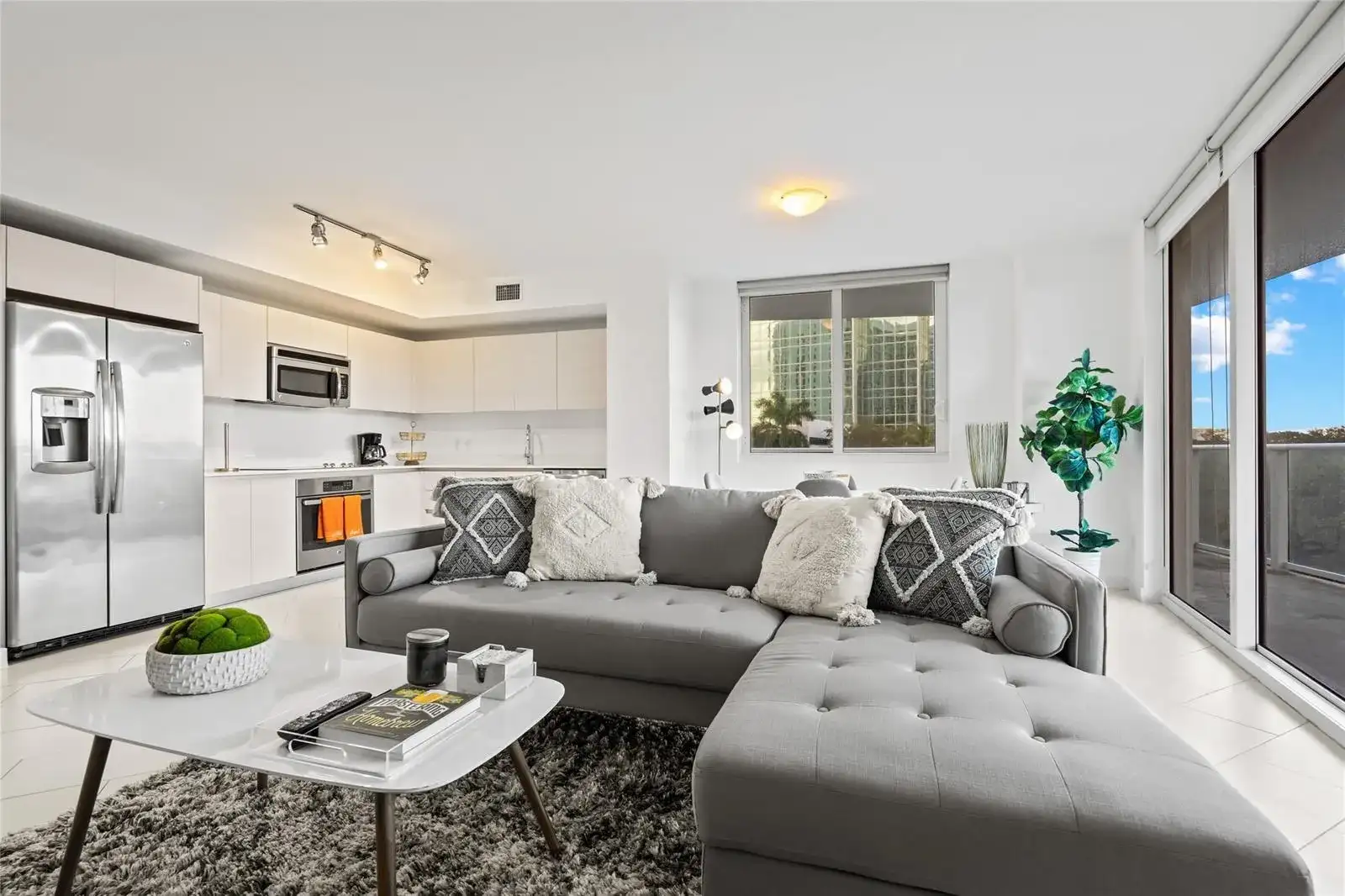 4250 Biscayne Boulevard # 402, Miami FL 33137 photo 4