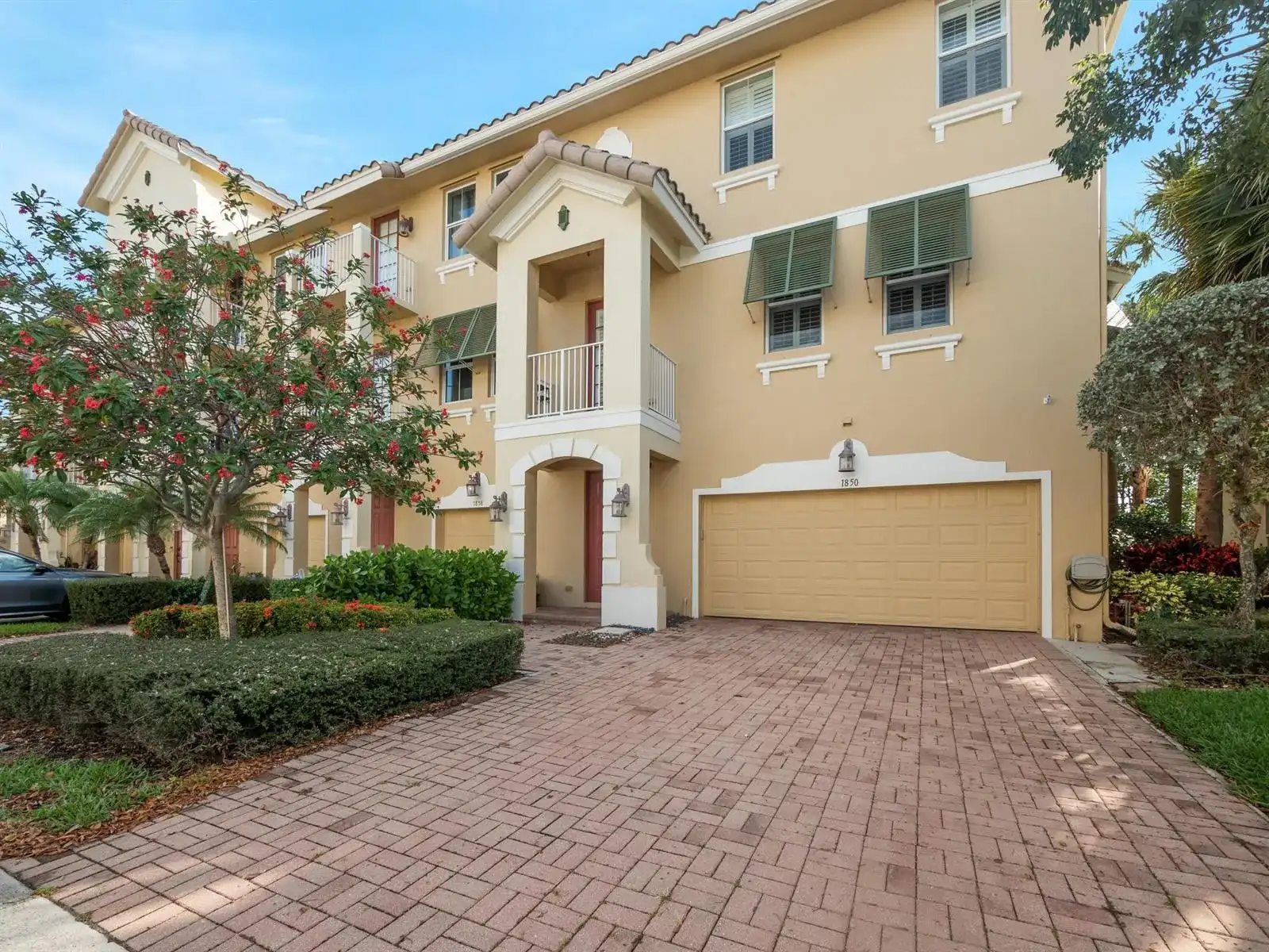 1850 Via Sofia, Boynton Beach FL 33426