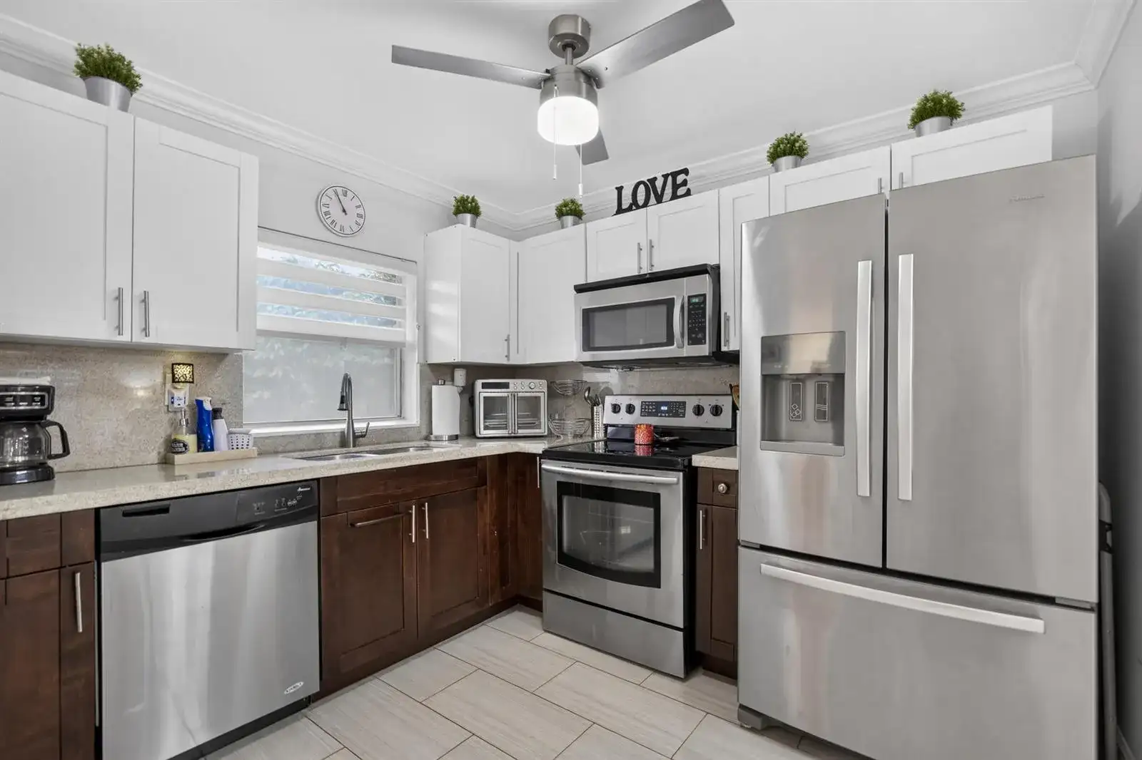 9881 Sunrise Lakes Boulevard # 308, Sunrise FL 33322 photo 2