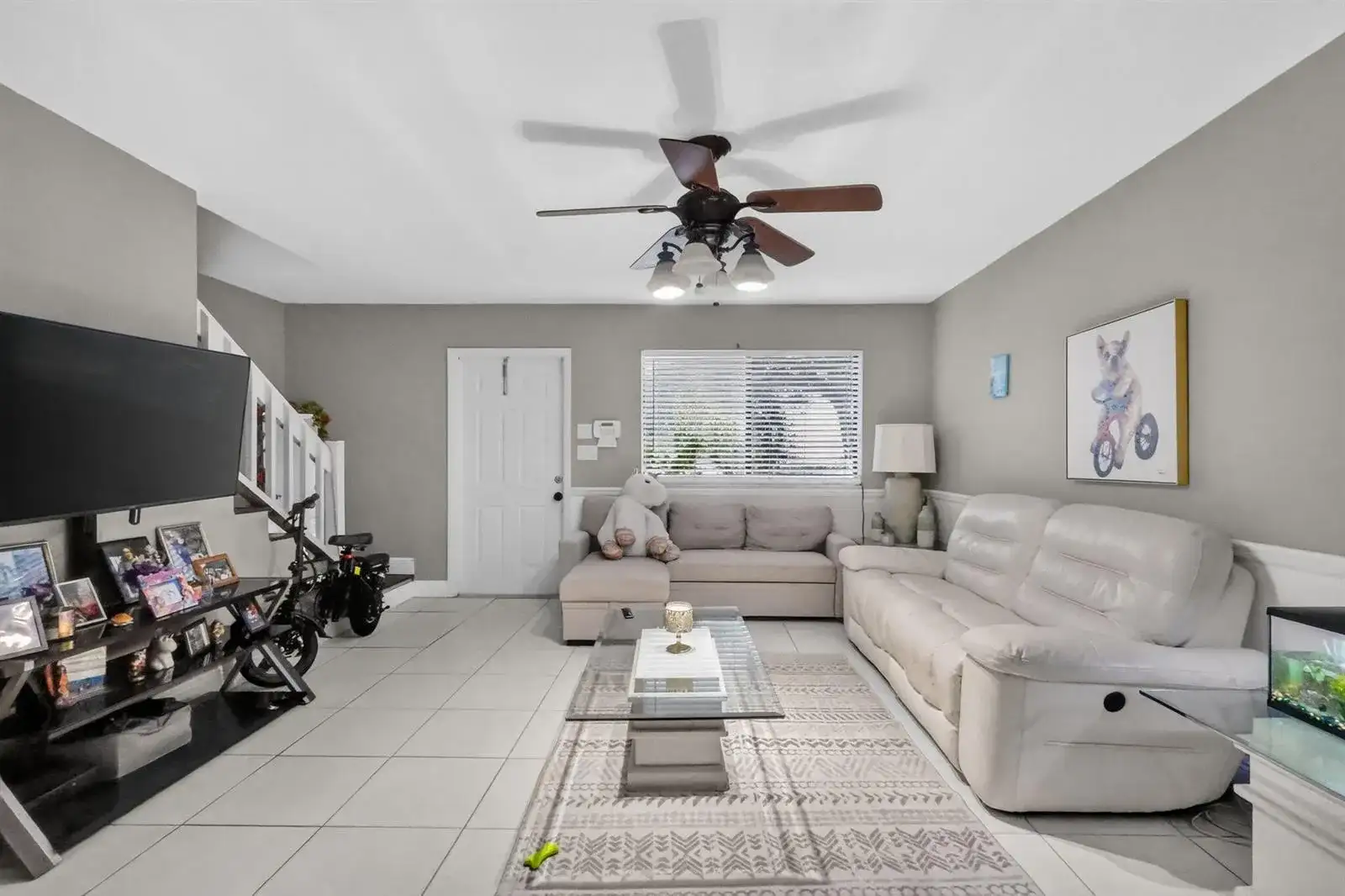 5904 Channel Drive, FL 33463 photo 4