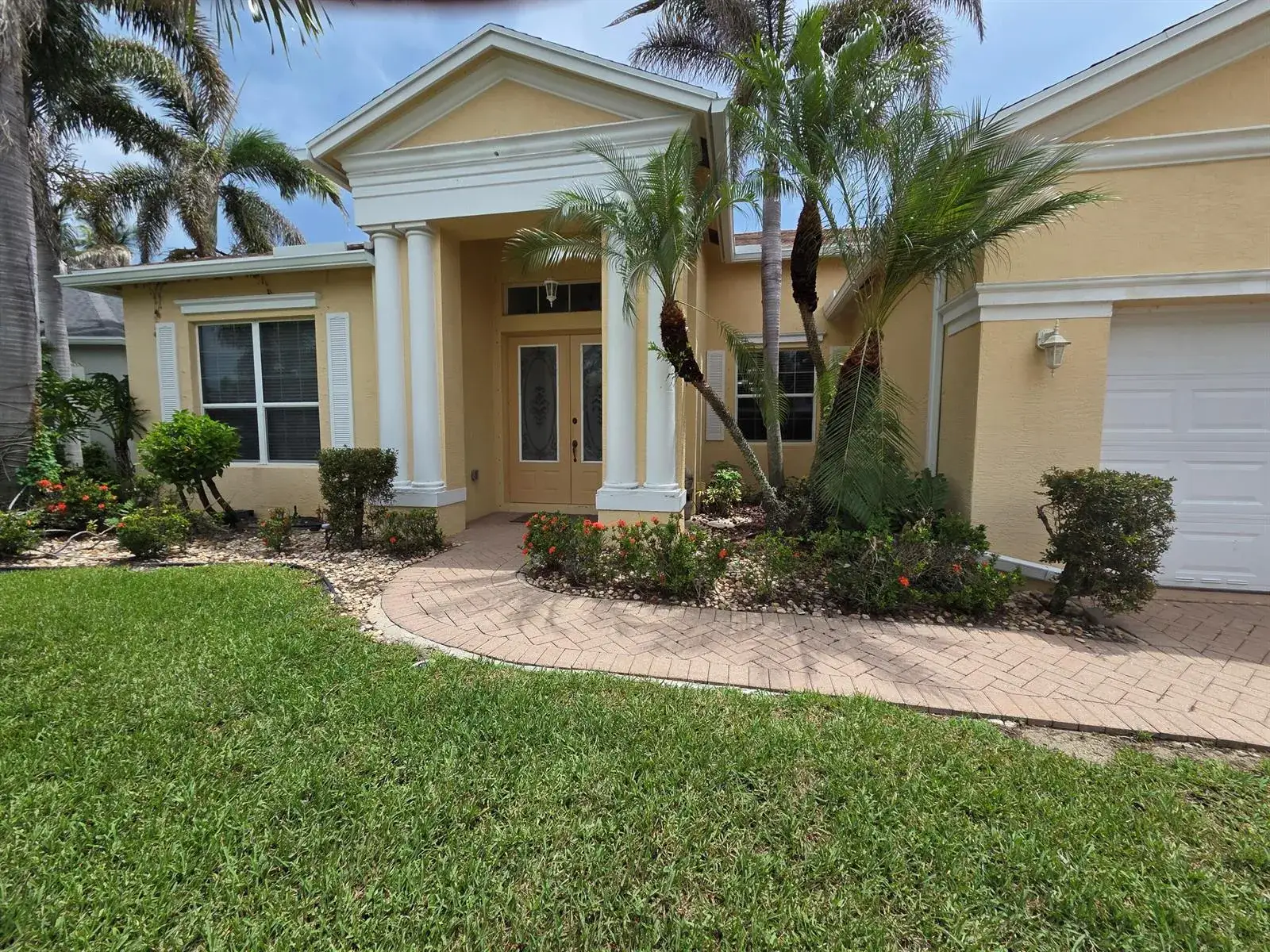 521 SW LAKE MANATEE Way, Port St. Lucie FL 34986