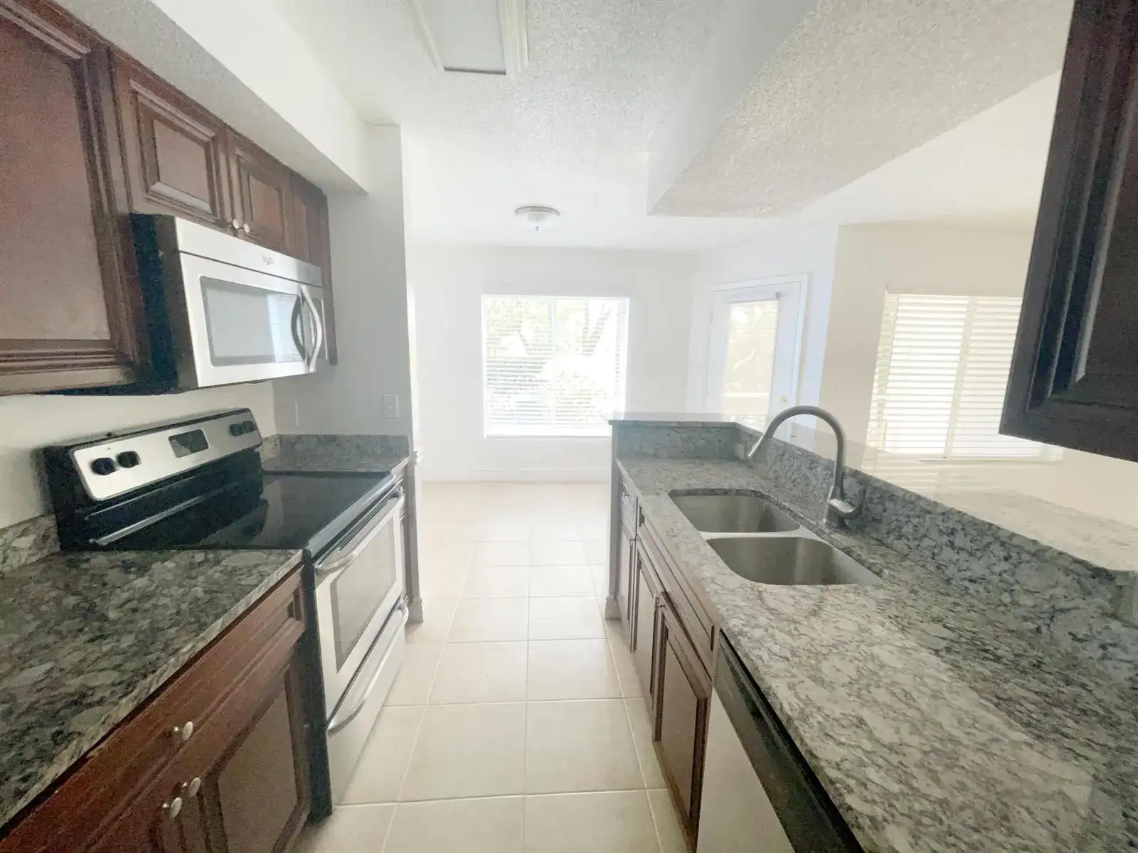 815 W Boynton Beach Boulevard W # 102, Boynton Beach FL 33426 photo 4