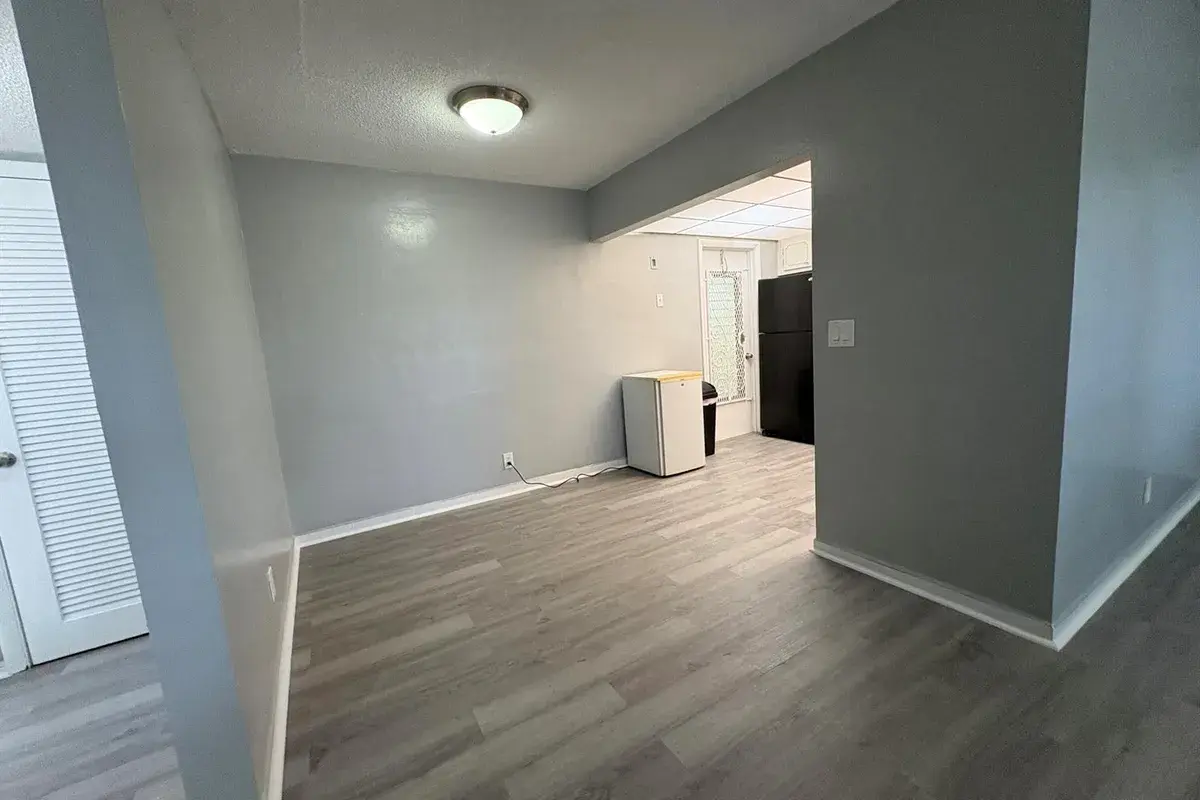 2031 DEWEY Street # 101, Hollywood FL 33020