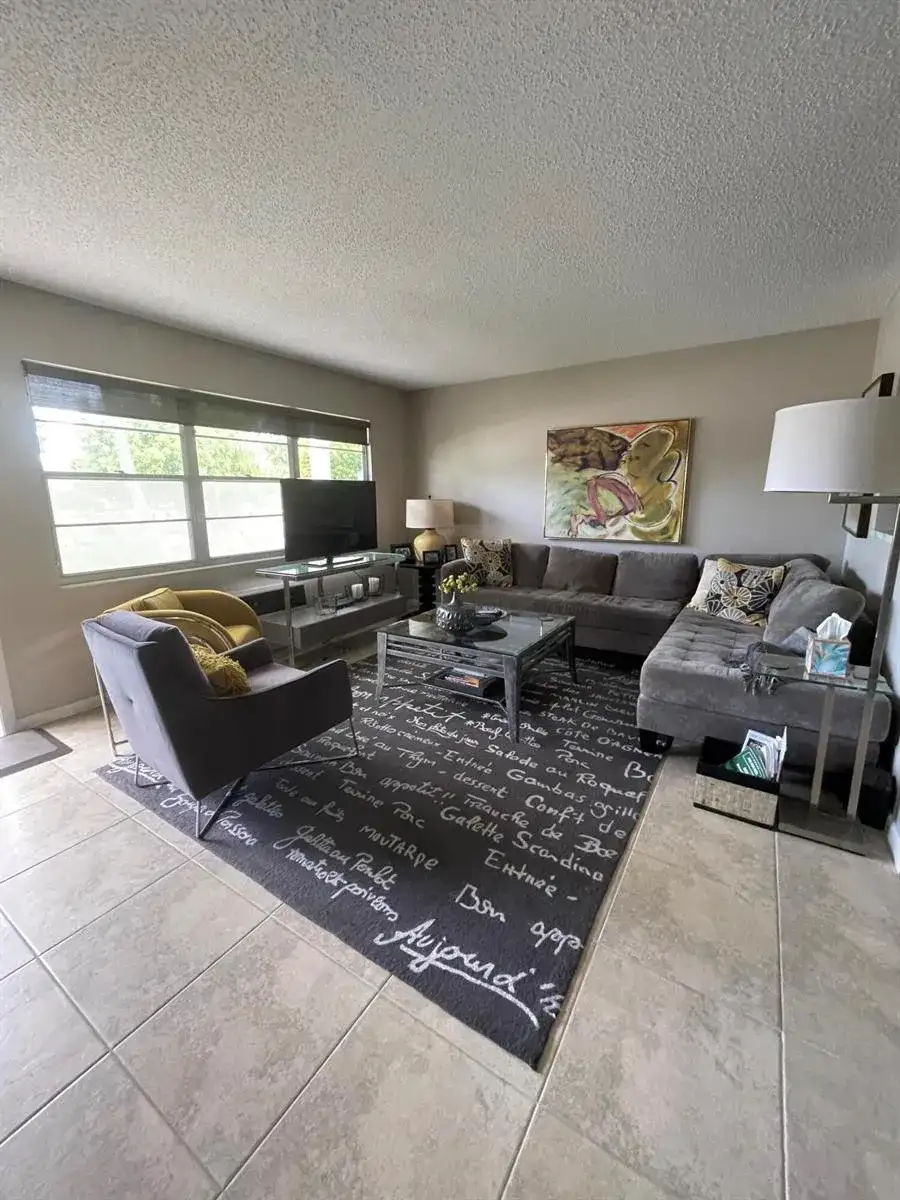 24 OAKRIDGE C # 24, Deerfield Beach FL 33442 photo 3