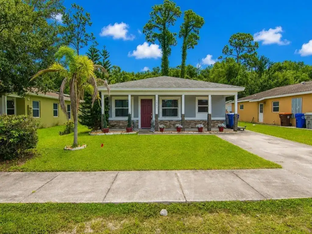 1724 10TH Way SW, Vero Beach FL 32962 photo 2