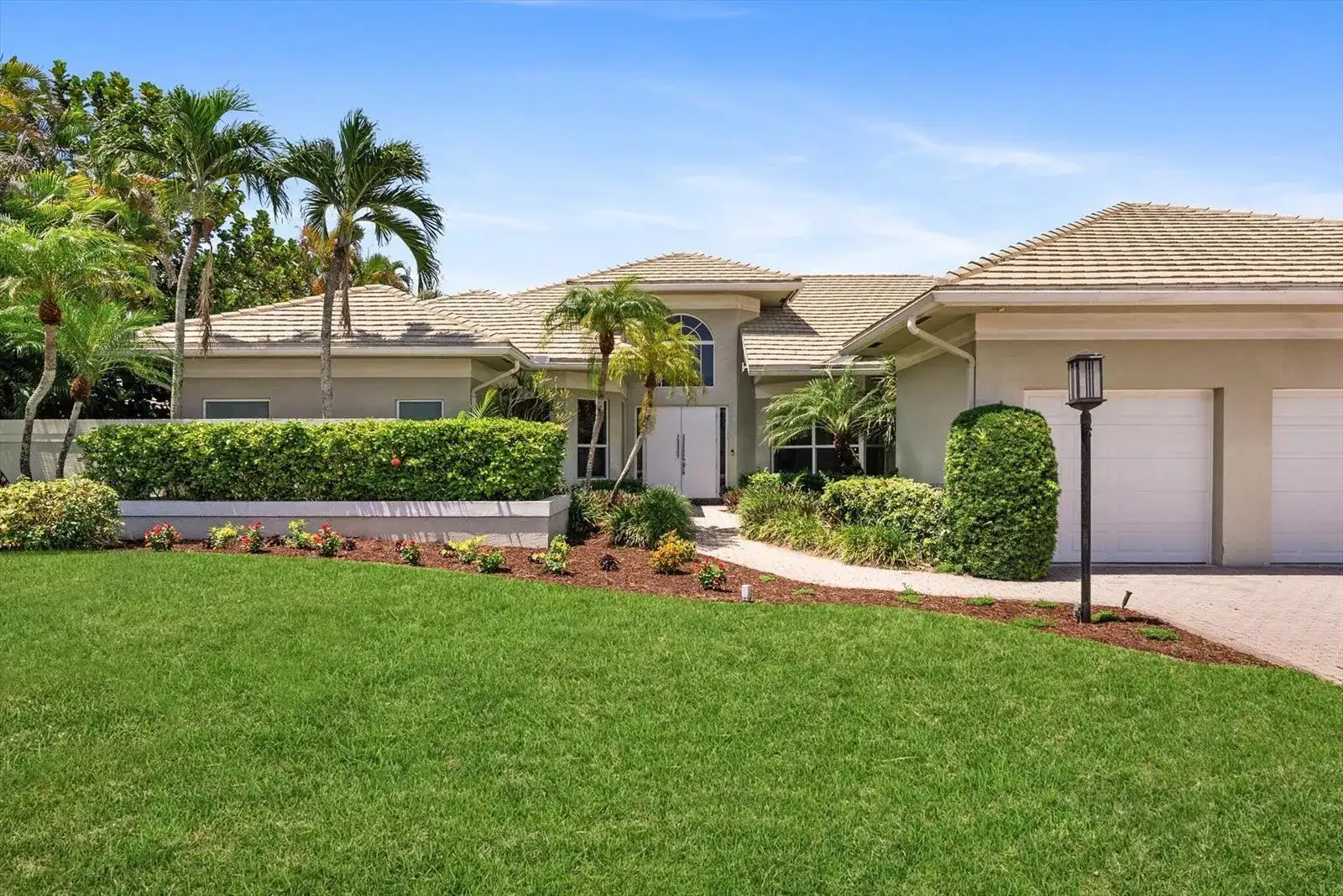 7876 Mandarin Drive, Boca Raton FL 33433 photo 2