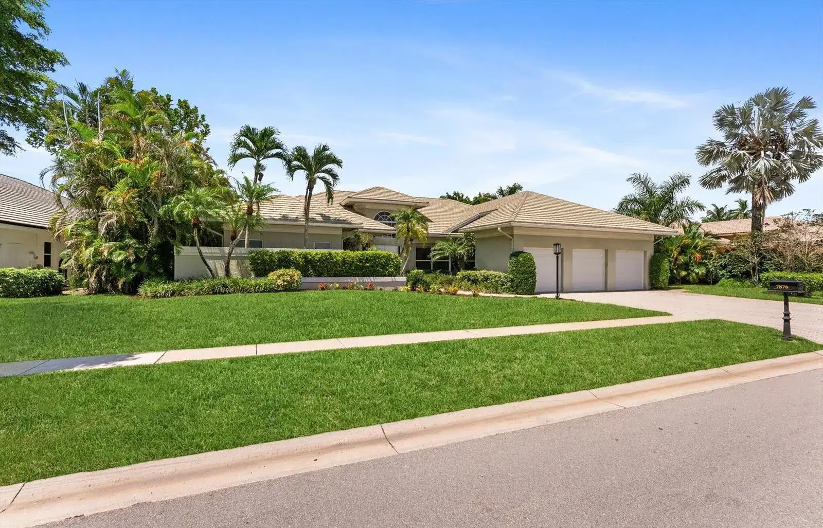 7876 Mandarin Drive, Boca Raton FL 33433 photo 3