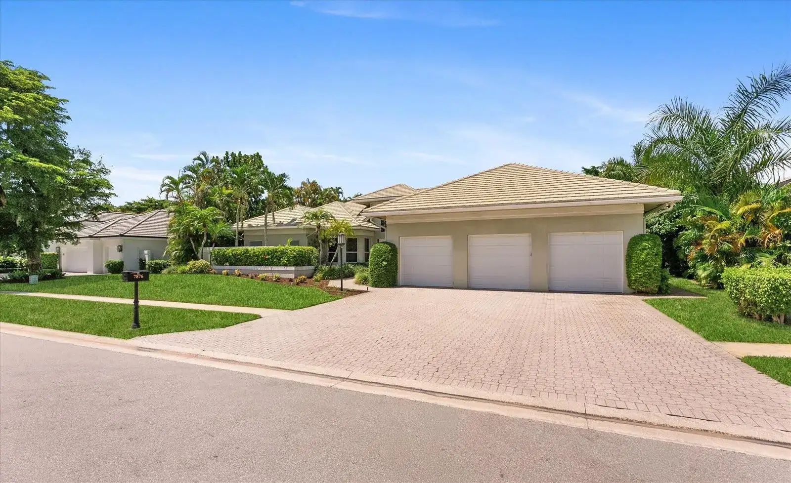 7876 Mandarin Drive, Boca Raton FL 33433 photo 4