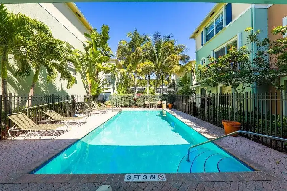 306 NW 1st Street # 306, Delray Beach FL 33444 photo 3
