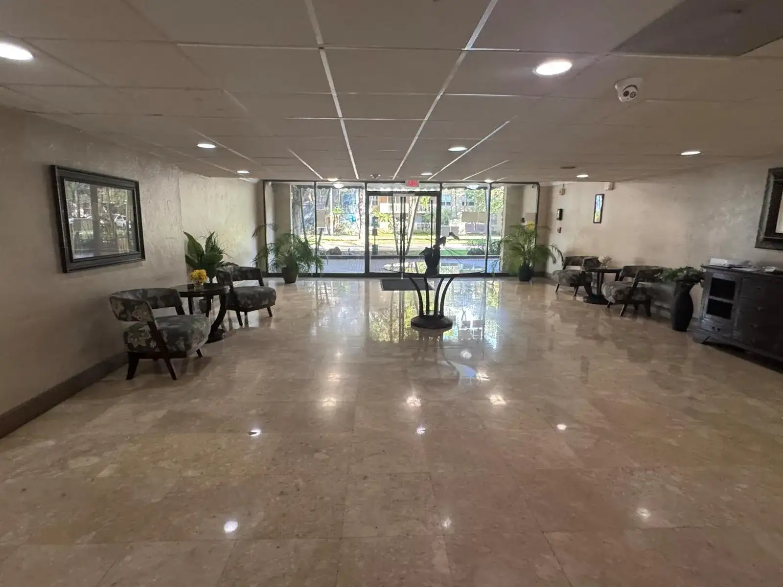 1805 SANS SOUCI Boulevard # 421, North Miami FL 33181 photo 2