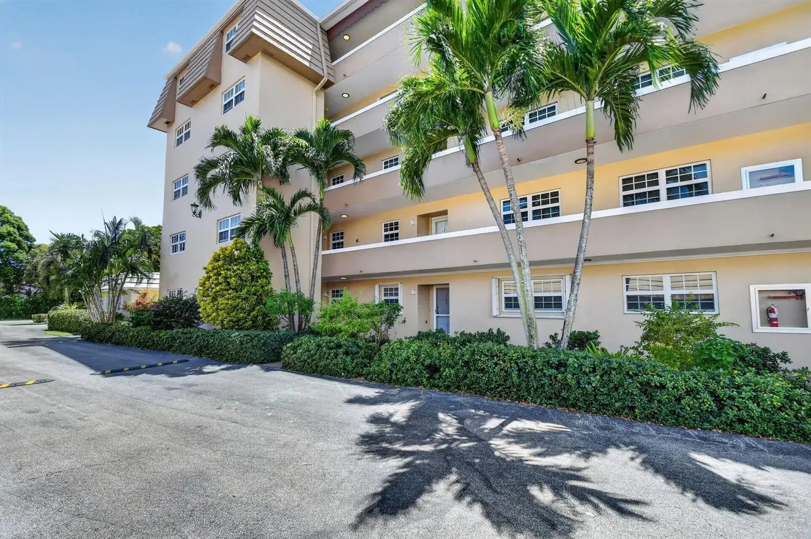 145 Atlantis Boulevard # 202, Atlantis FL 33462 photo 2