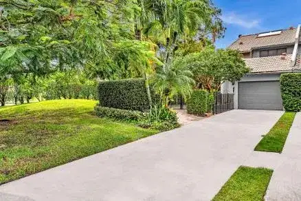 1970 CANTERBURY Circle # 1970, Wellington FL 33414 photo 4