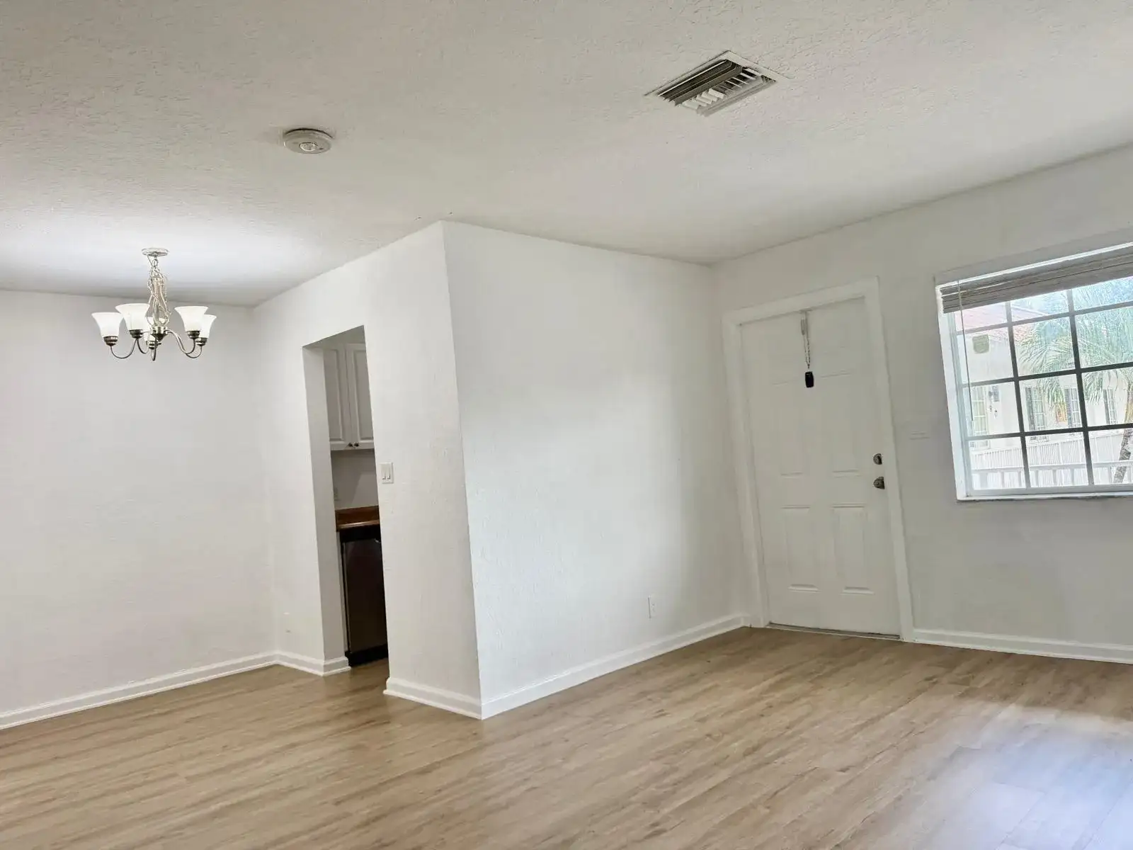 1671 NE 33rd Street Apt 11, Pompano Beach FL 33064 photo 3
