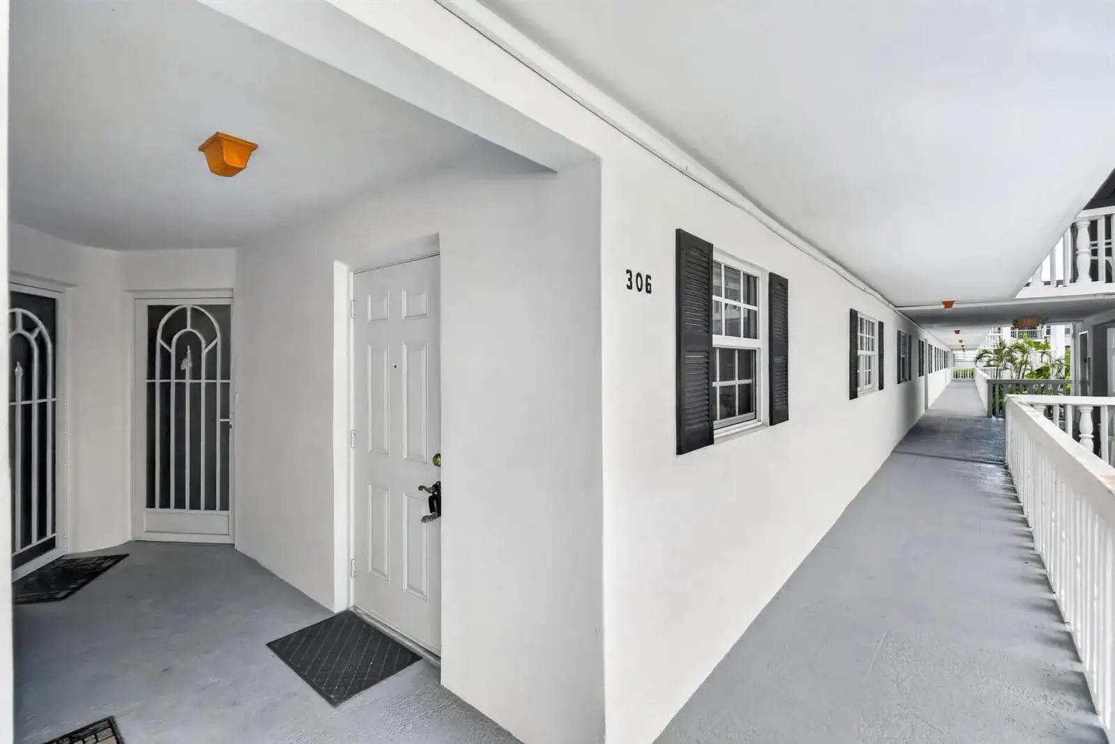 907 Marina Drive Unit 306, North Palm Beach FL 33408 photo 2