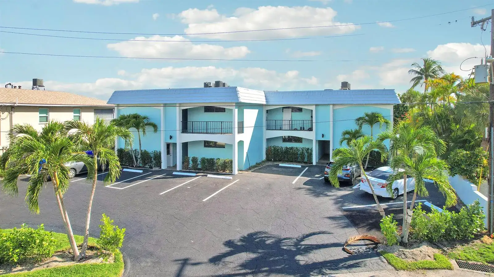360 Wilma Circle, Riviera Beach FL 33404 photo 5