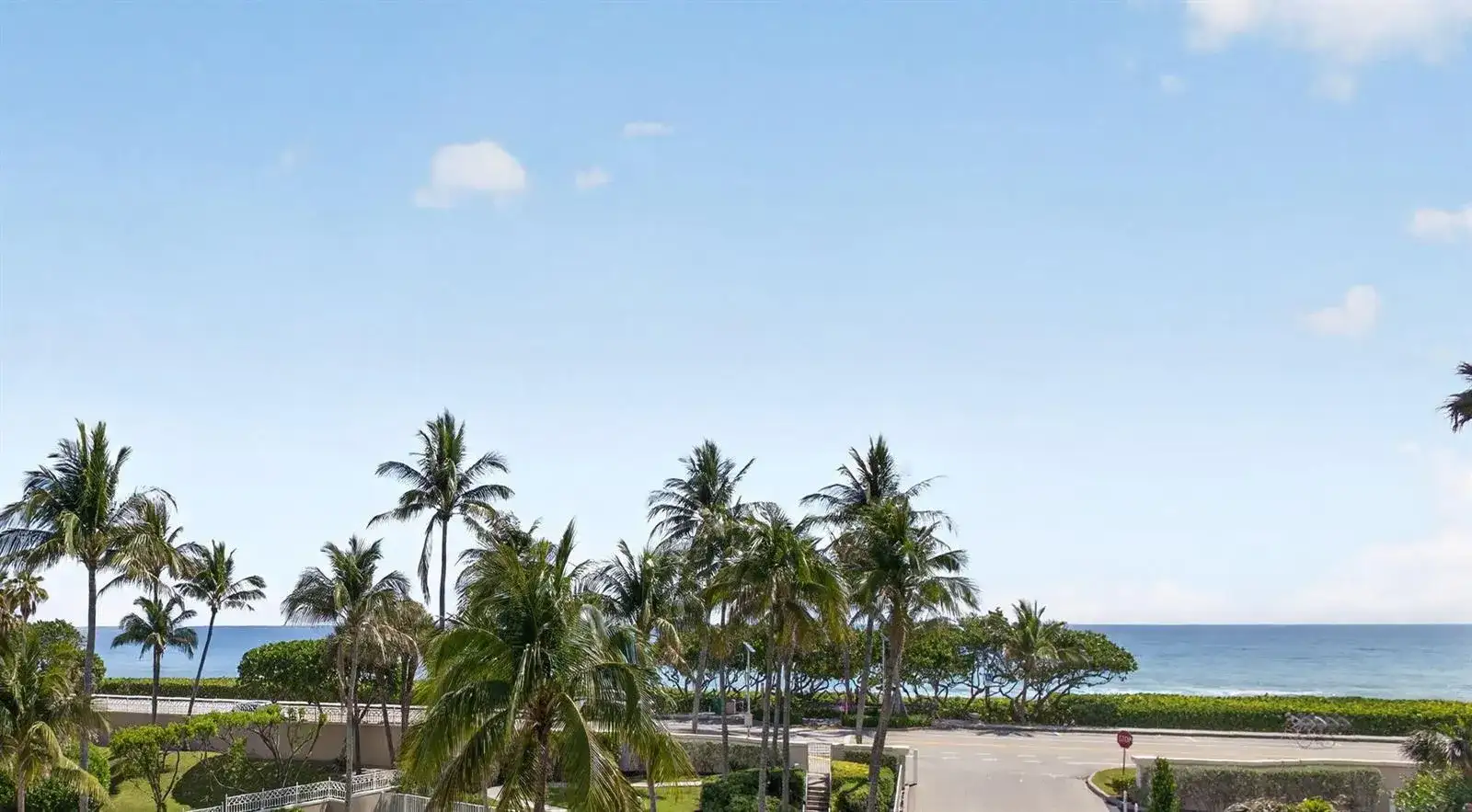 1660 S Highway A1A (Incl. separate deeded guest suite) # 222, Jupiter FL 33477 photo 2