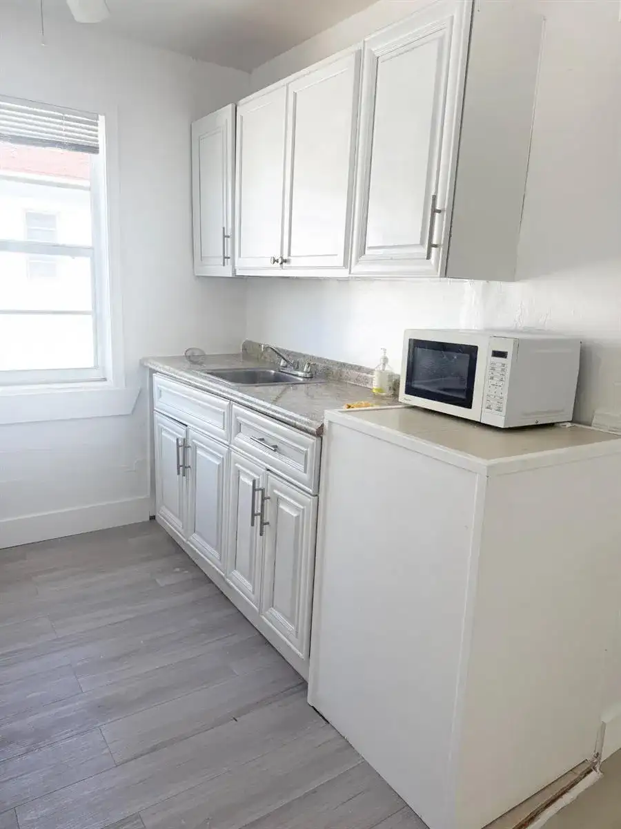 23 Sidonia Avenue # 3, Coral Gables FL 33134 photo 2